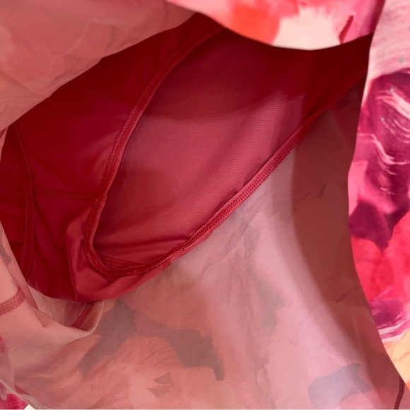 Athleta Printed Run With It Shorts Activewear UPF Lined Zip-Pocket Pink Size 3XL - Picture 9 of 16